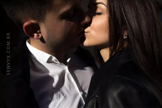 Ela sabia que eu era casado. E não se importou. - Senvyx Intimate | Bem-Estar Íntimo