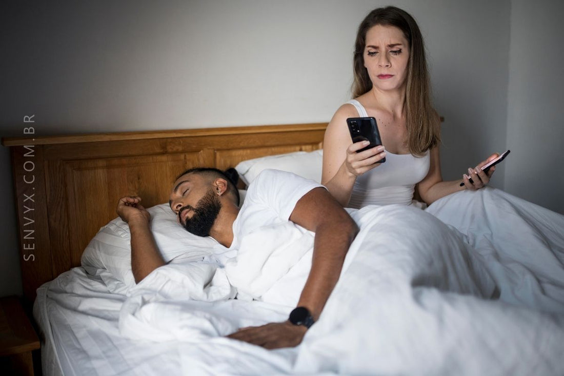 Pornografia no relacionamento: o que fazer quando incomoda - Senvyx Intimate | Bem-Estar Íntimo